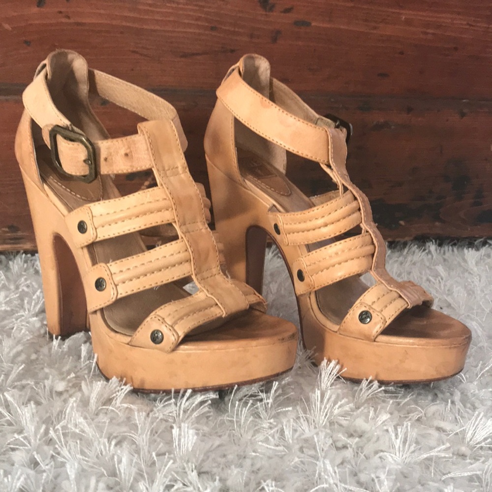 Frye Sandals
